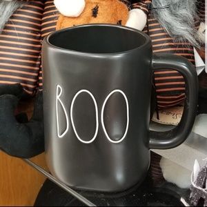 Rae Dunn boo mug